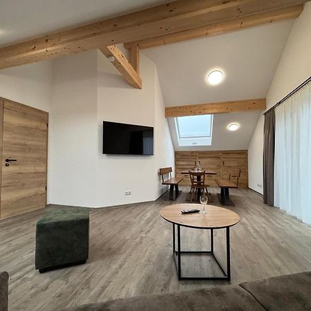 Landgasthaus Zur Linde Pleiskirchen Extérieur photo