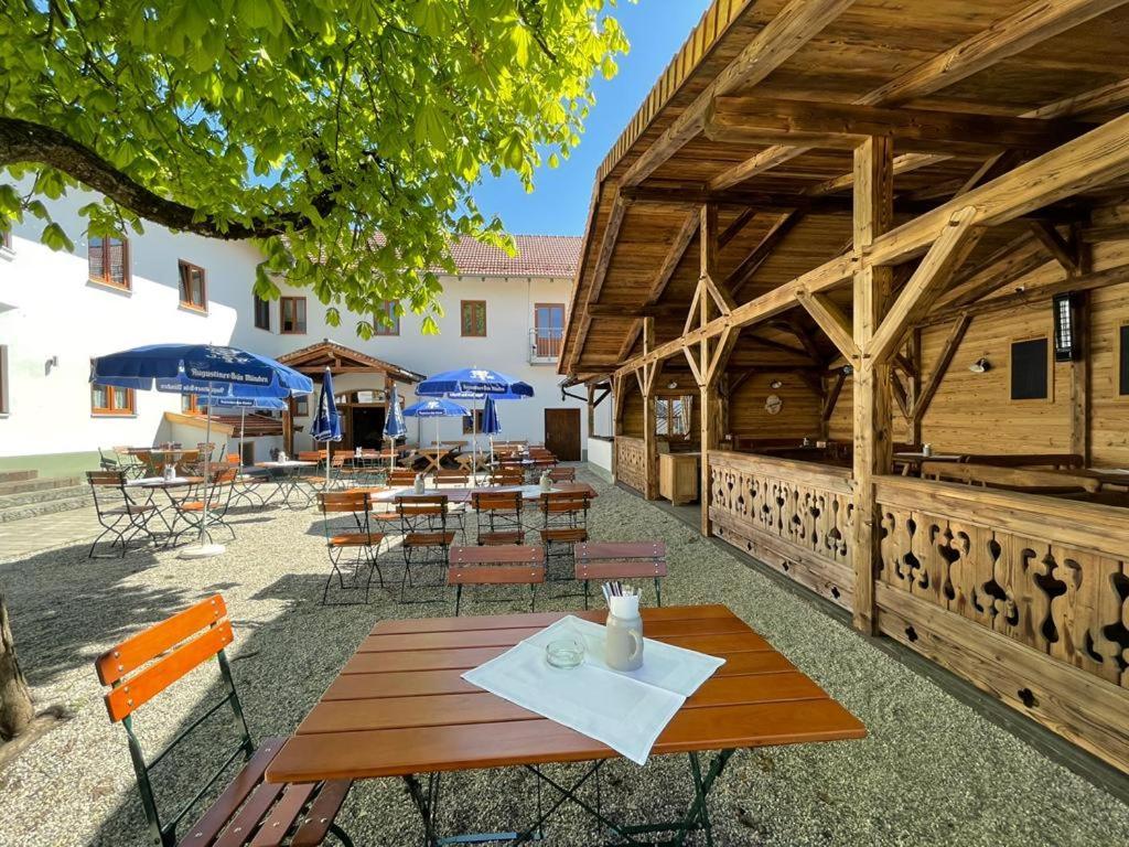 Landgasthaus Zur Linde Pleiskirchen Extérieur photo