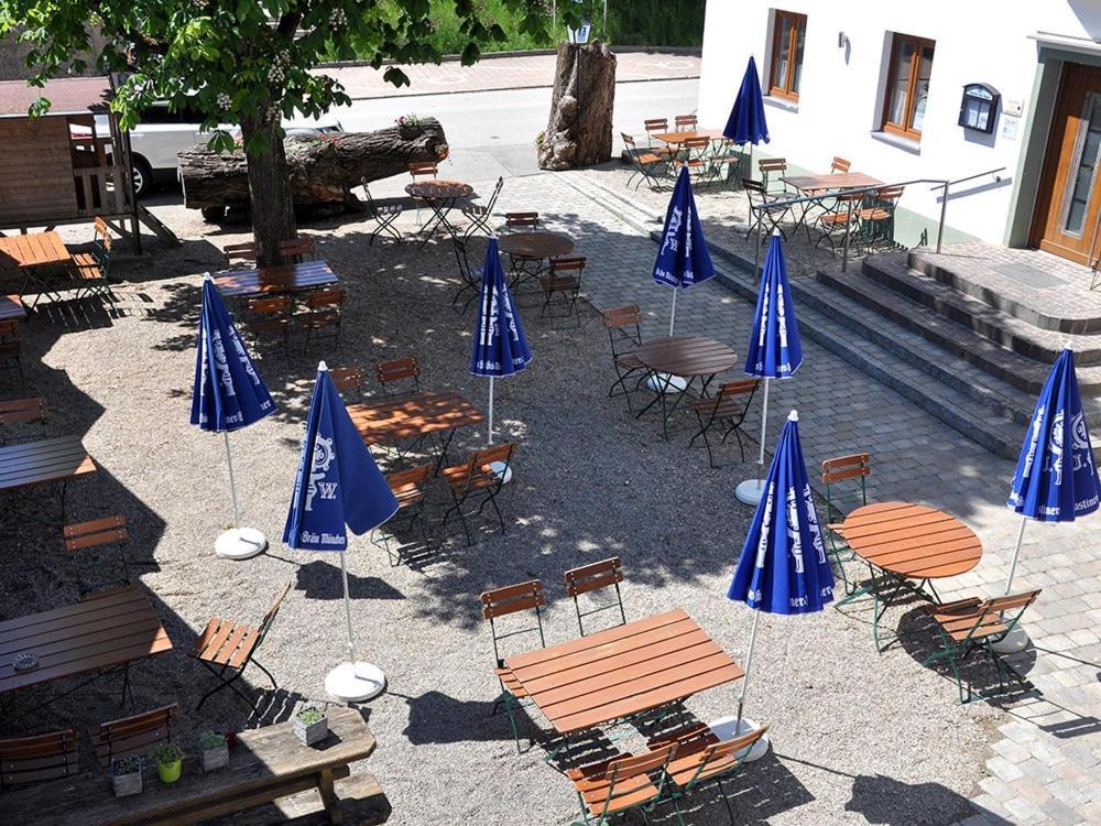 Landgasthaus Zur Linde Pleiskirchen Extérieur photo